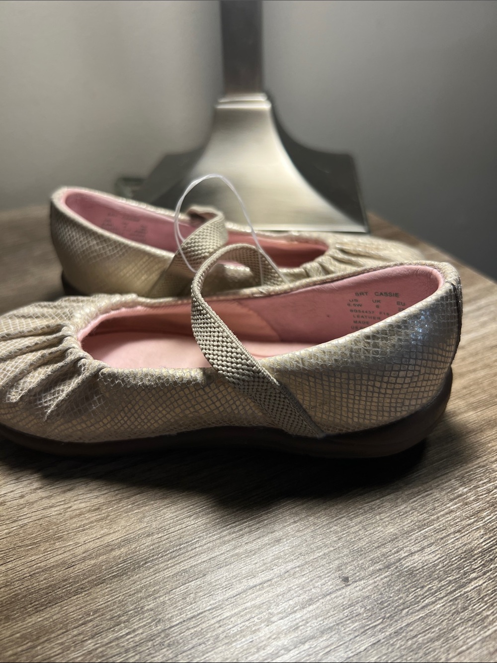 Stride Rite Girls Silver Mary Jane Dress Shoes—stock (07) - Picture 8 of 8